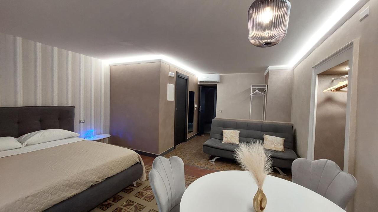 I 3 Principi, Garibaldi Suites Catánia Buitenkant foto