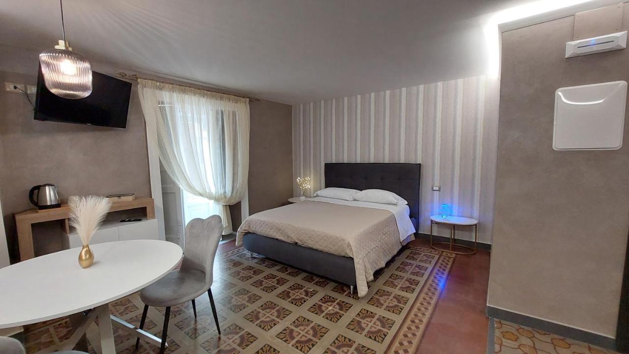 I 3 Principi, Garibaldi Suites Catánia Buitenkant foto